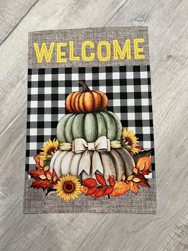 3 Stack Pumpkin Garden Flag
