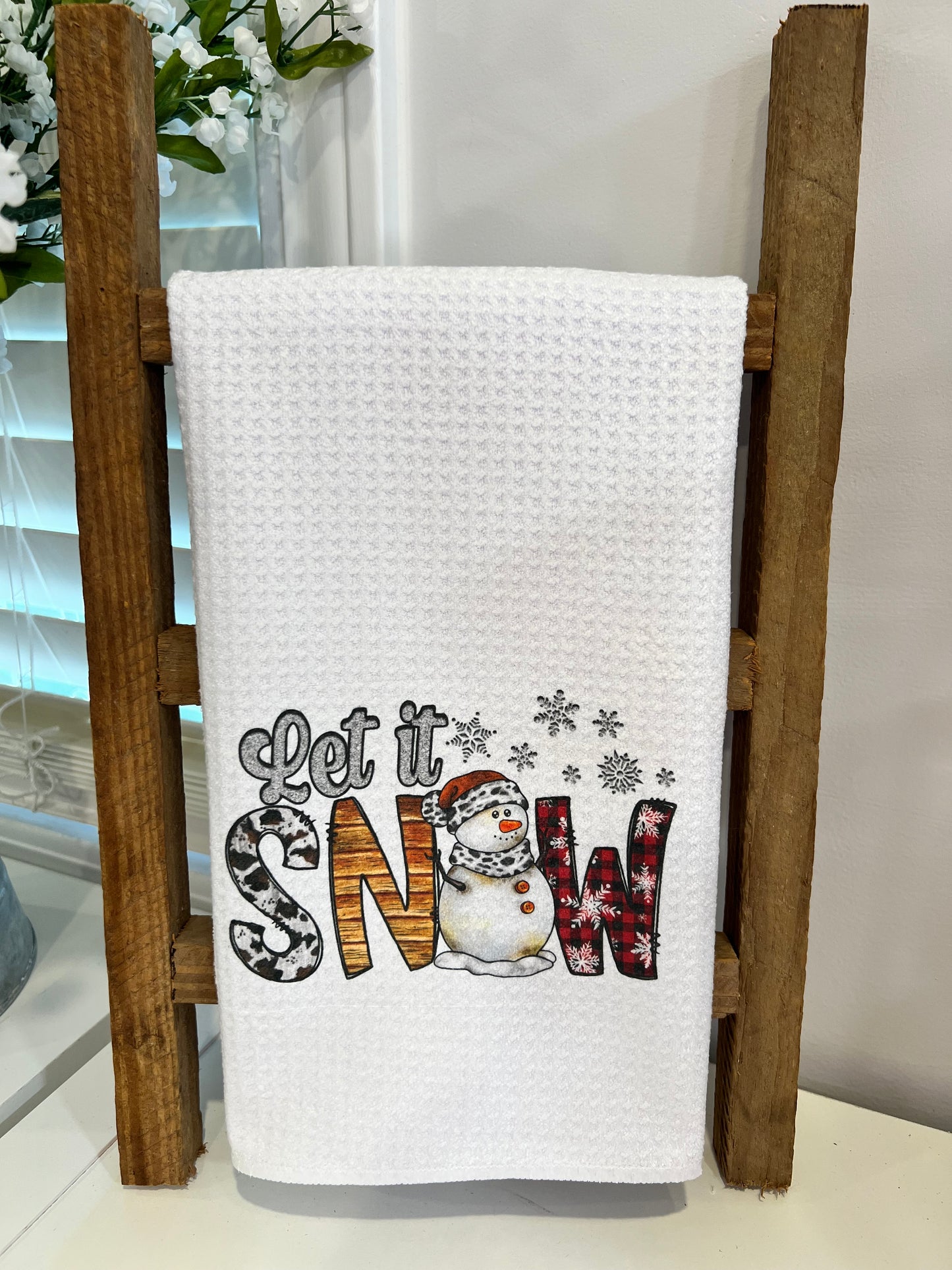 Let it Snow Hand Towel