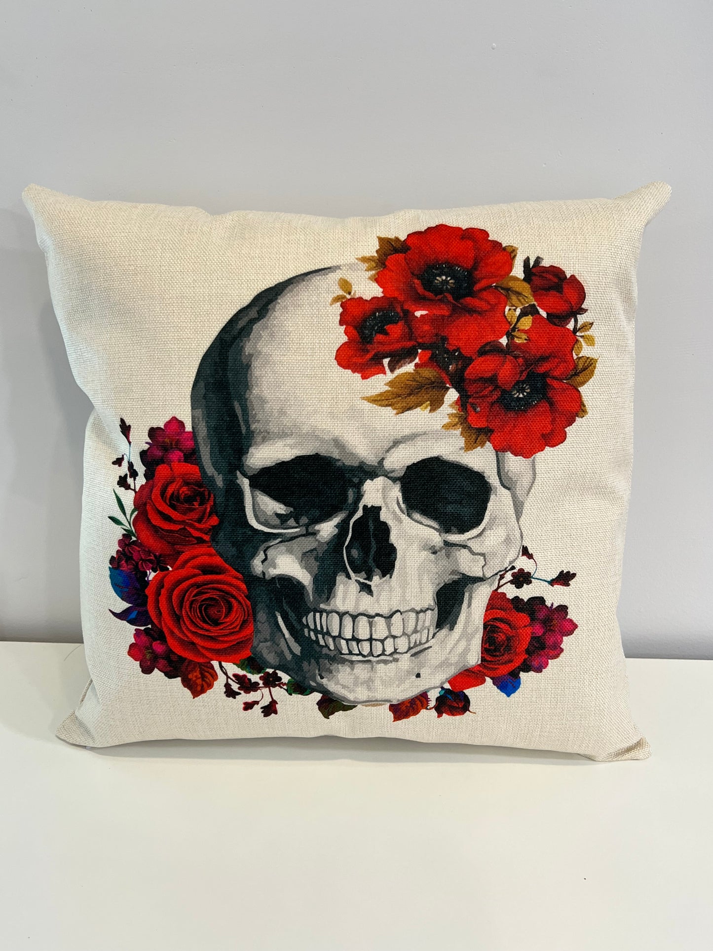 Skull w/ flowers Pillow Cover