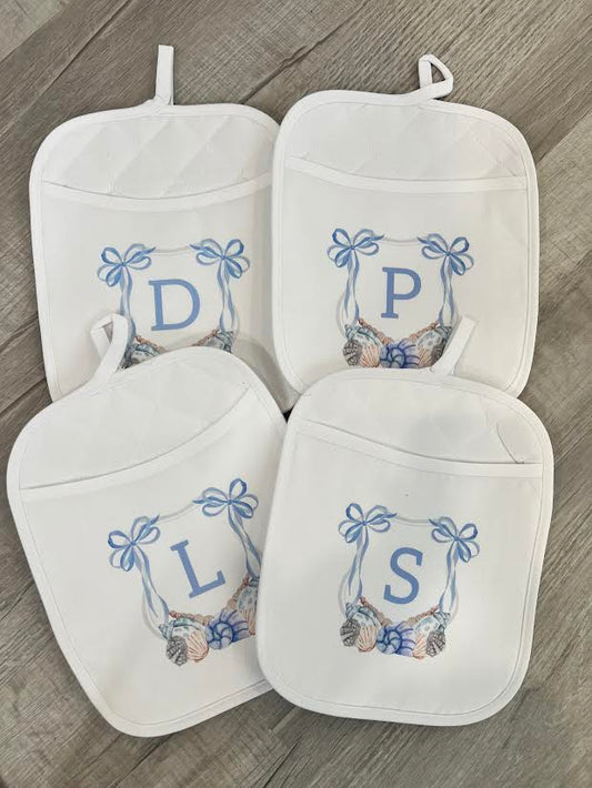 Sea Shell w/initial Pot Holder